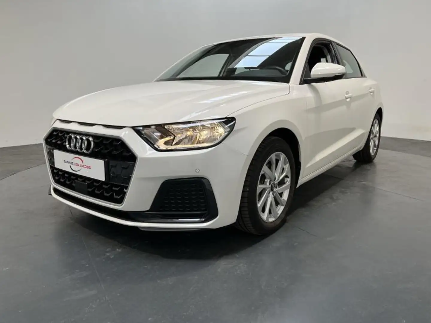 Audi A1 Advanced Beyaz - 1