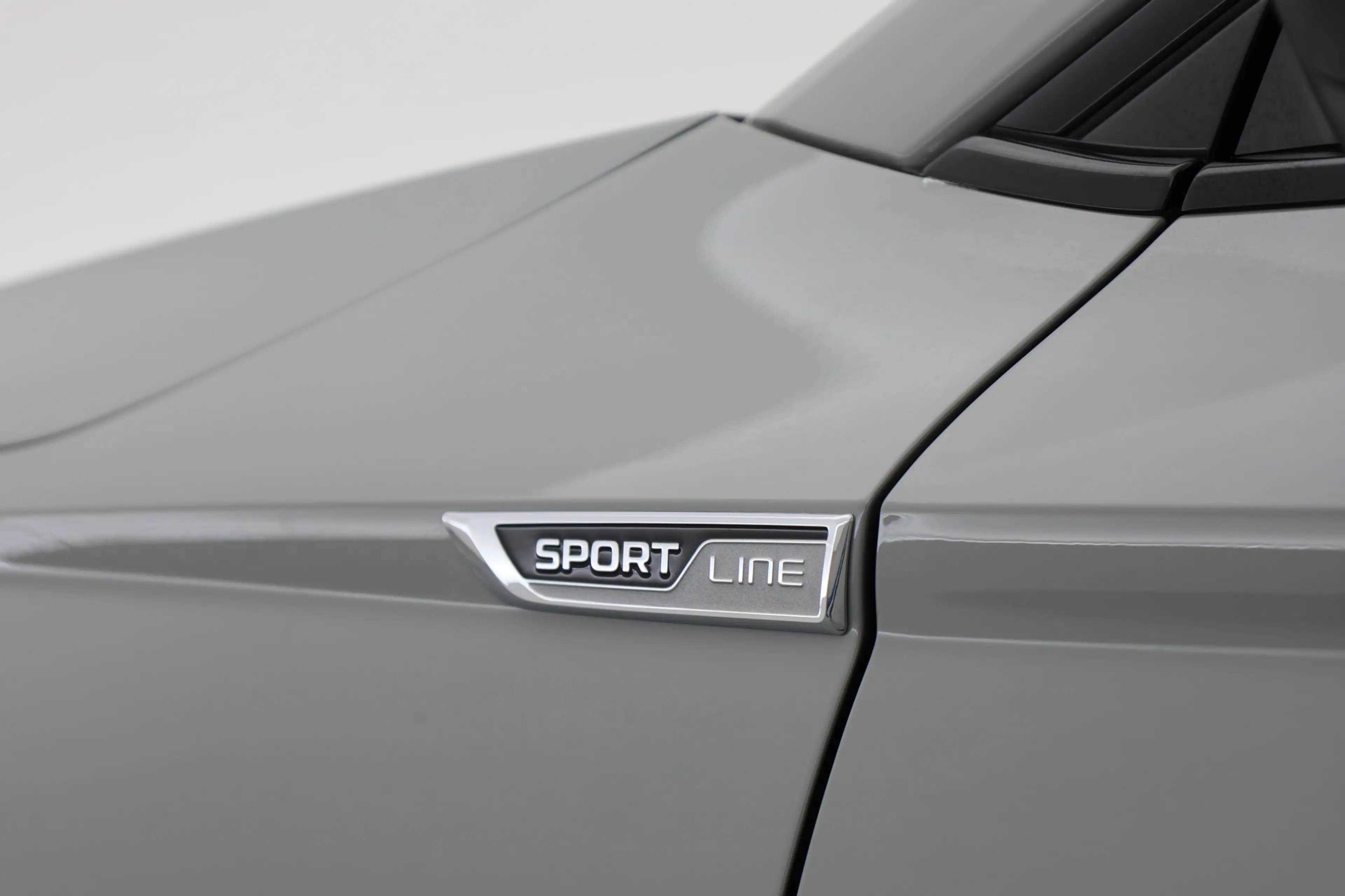 Skoda Karoq 1.5 TSI ACT Sportline | Leder | Elek. Trekhaak | S — photo 33