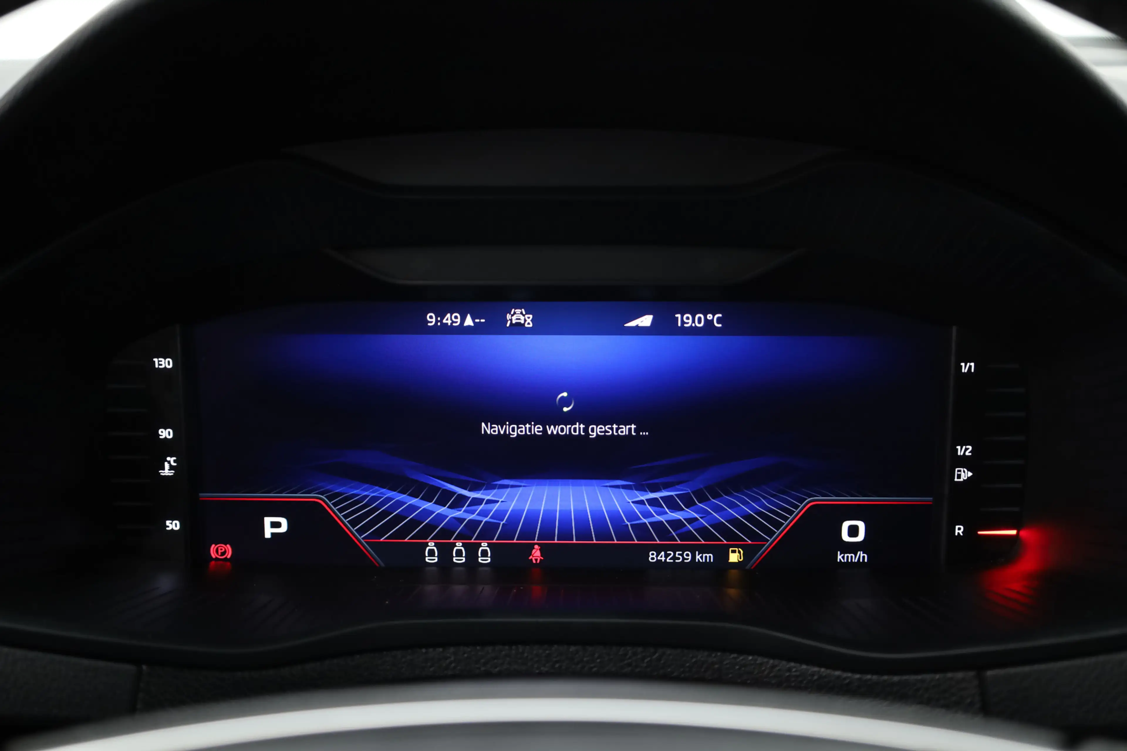 Skoda Karoq 1.5 TSI ACT Sportline | Leder | Elek. Trekhaak | S — photo 12