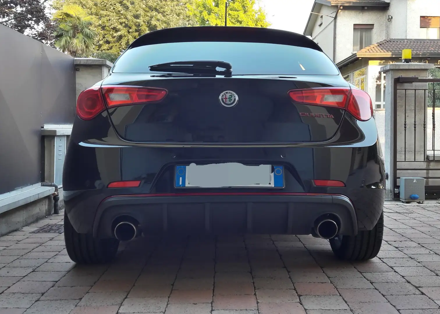 Alfa Romeo Giulietta 1750 turbo Veloce S 240cv tct Noir - 2