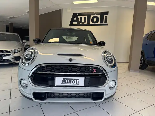 MINI Cooper S 2.0 3Porte (Storico Tagliandi Ufficiali Mini)