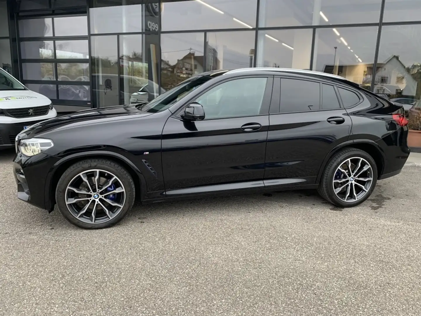 BMW X4 xDrive 30d M Sport Aut. Schwarz - 2