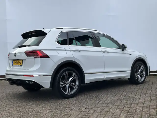 Volkswagen Tiguan view 13