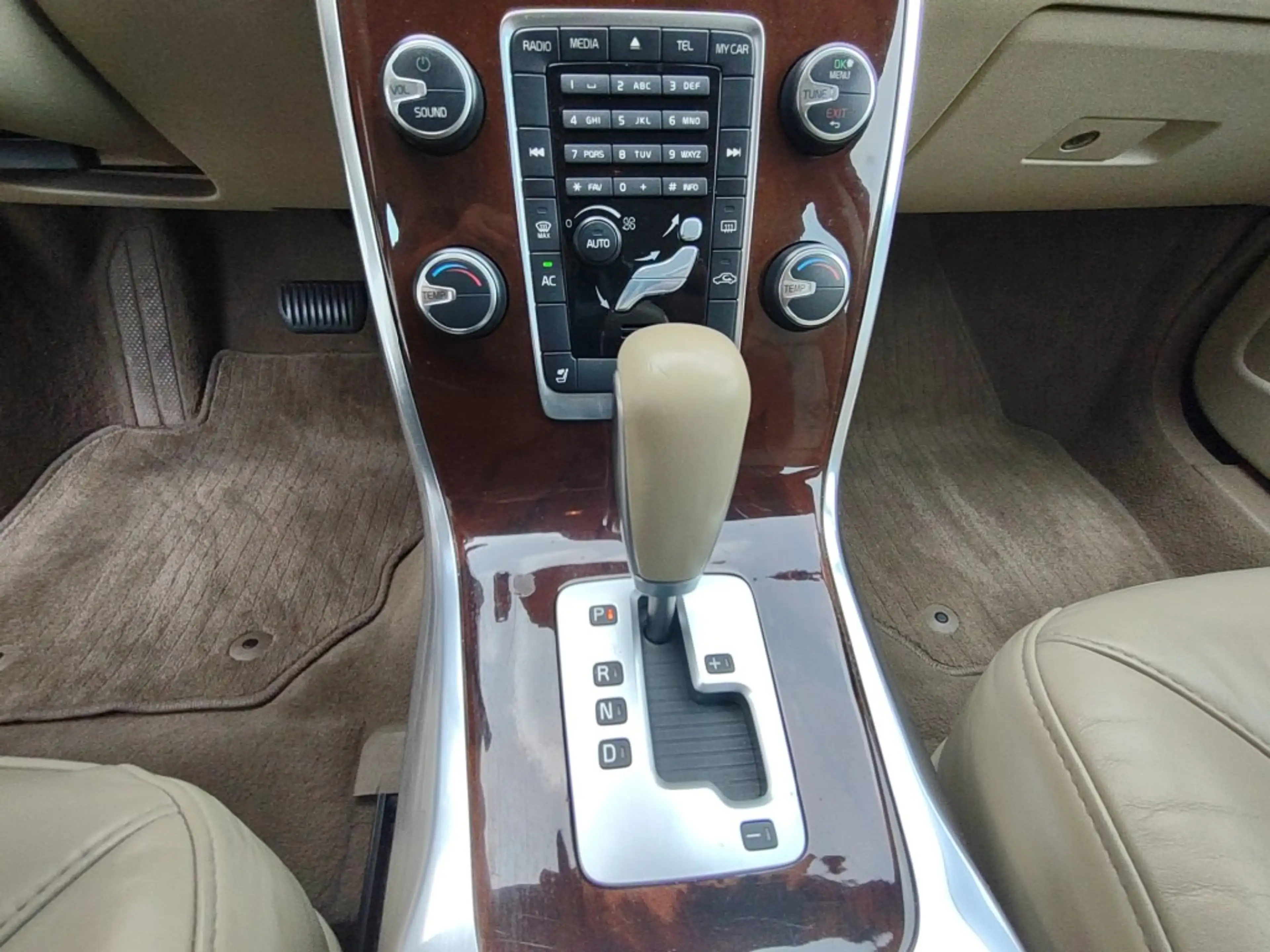 Volvo S80 3.2 AUTOMAAT — photo 14