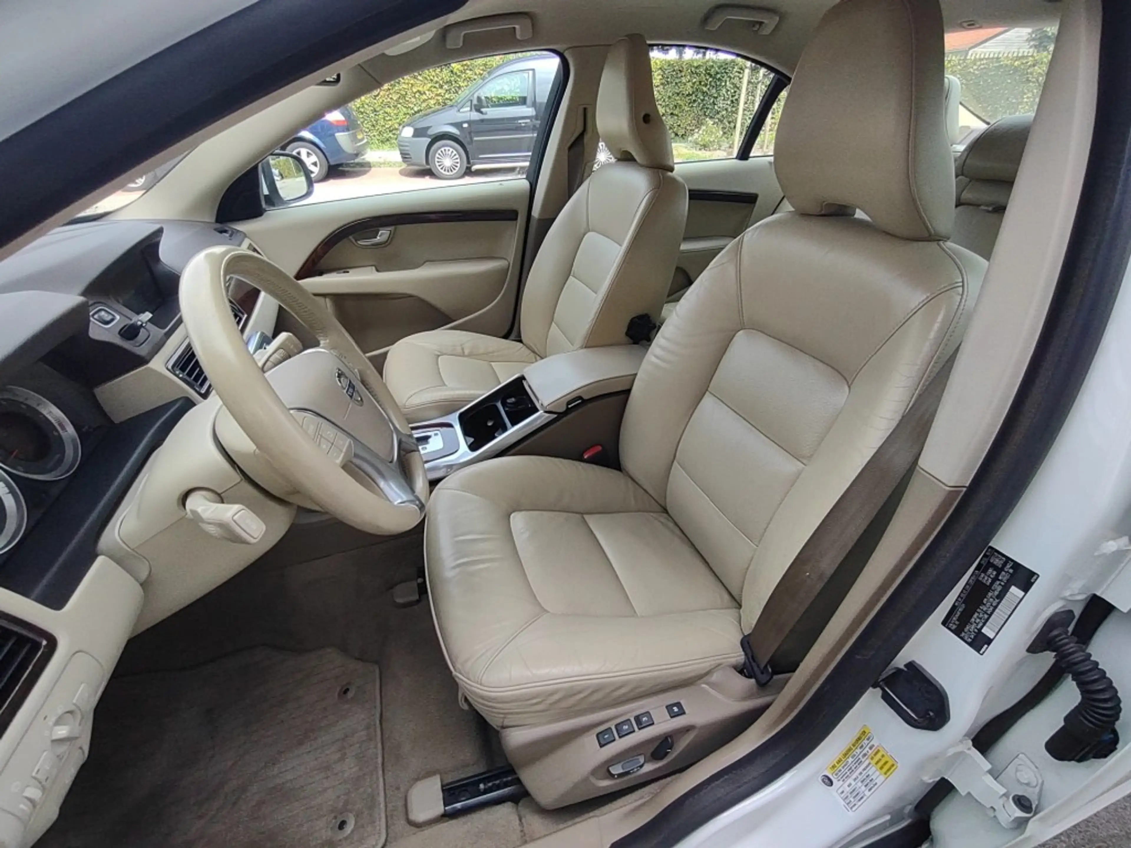 Volvo S80 3.2 AUTOMAAT — photo 8