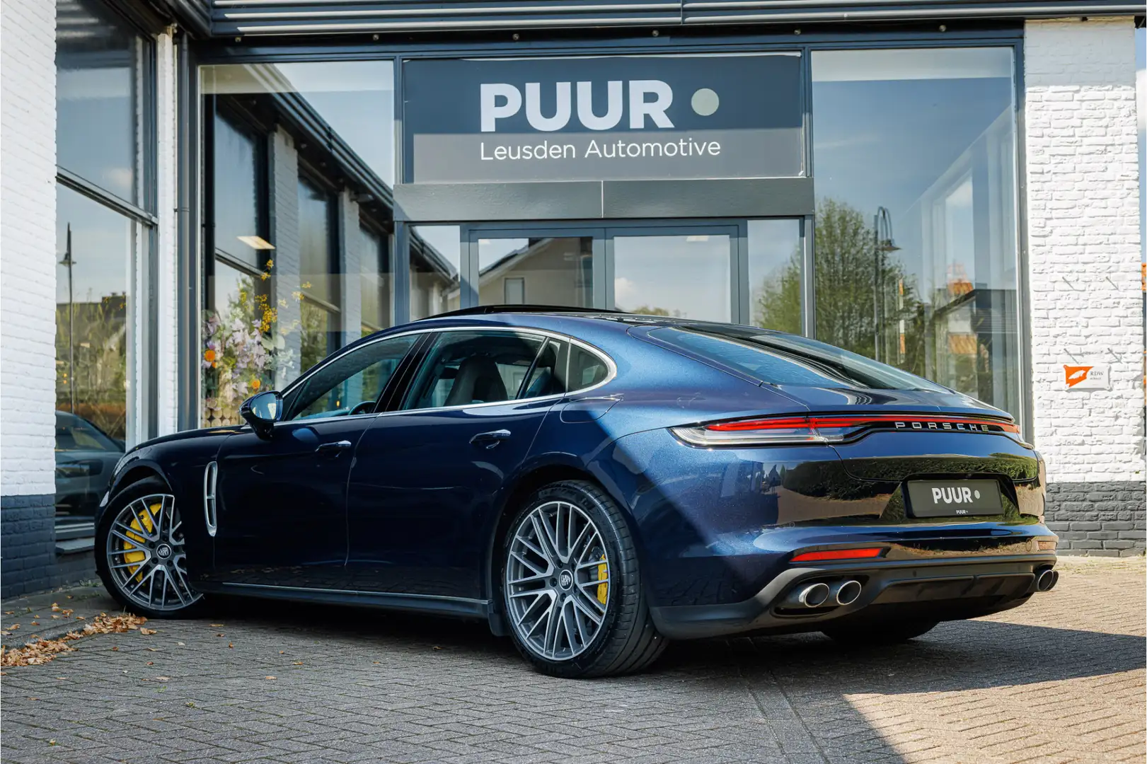 Porsche Panamera 4.0 Turbo S Executive BTW - Pano - Burmester - Alc Albastru - 2