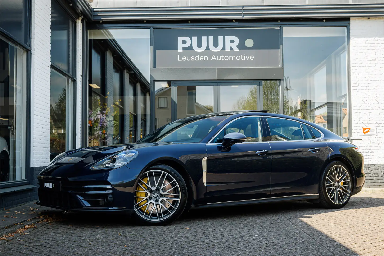 Porsche Panamera 4.0 Turbo S Executive BTW - Pano - Burmester - Alc Albastru - 1
