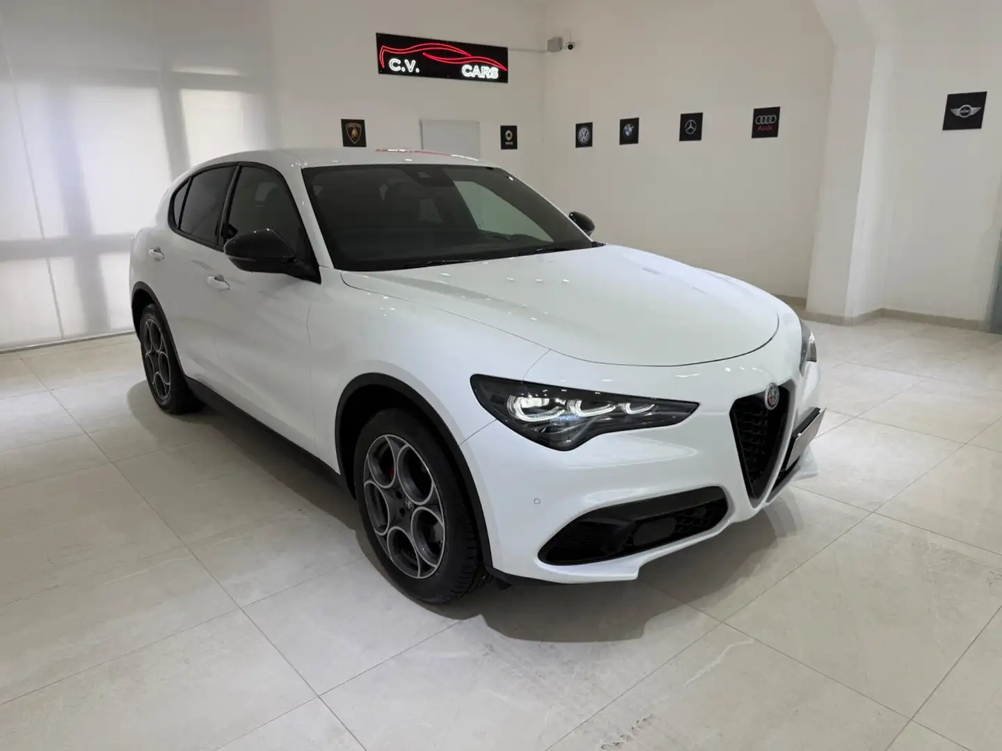 Alfa Romeo Stelvio Q4 210CV ALLESTIMENTO SPRINT Bianco - 1