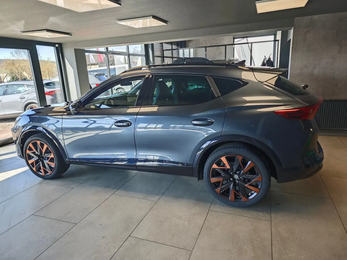 CUPRA Formentor 1.5 eTSI |Matrix| BestpreisGARANTIE Gris - 2
