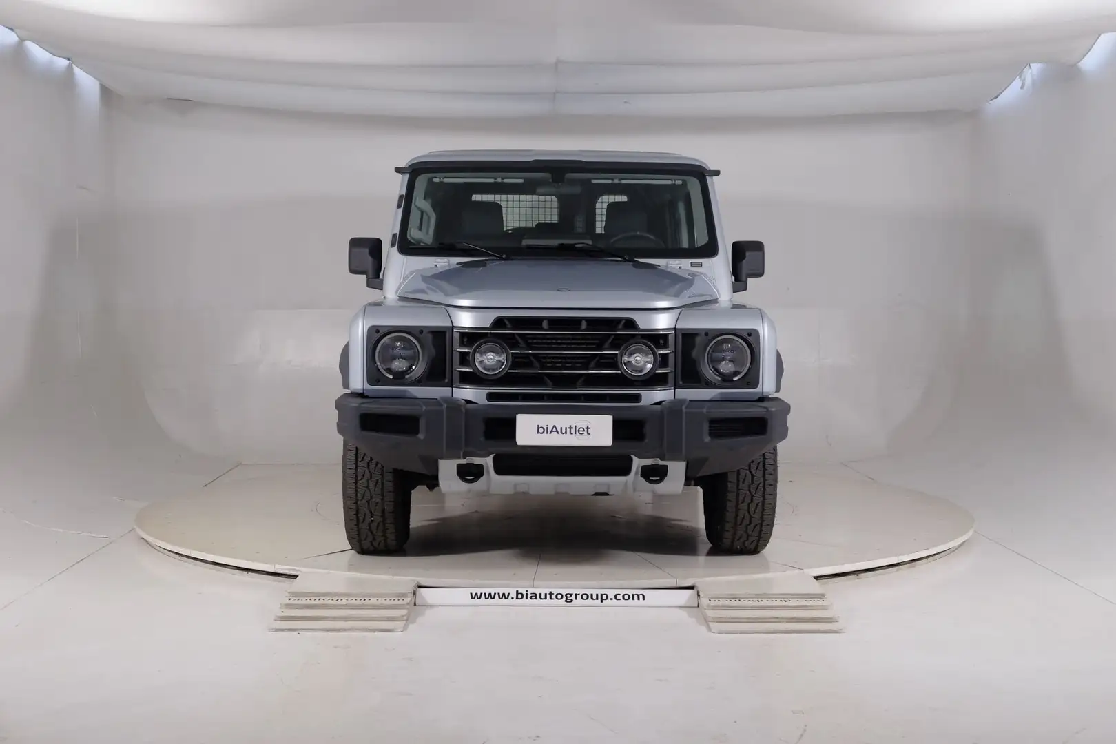 Ineos Grenadier 3.0 Twin-Turbo Diesel Utility Wagon 5 posti N1 Argento - 2