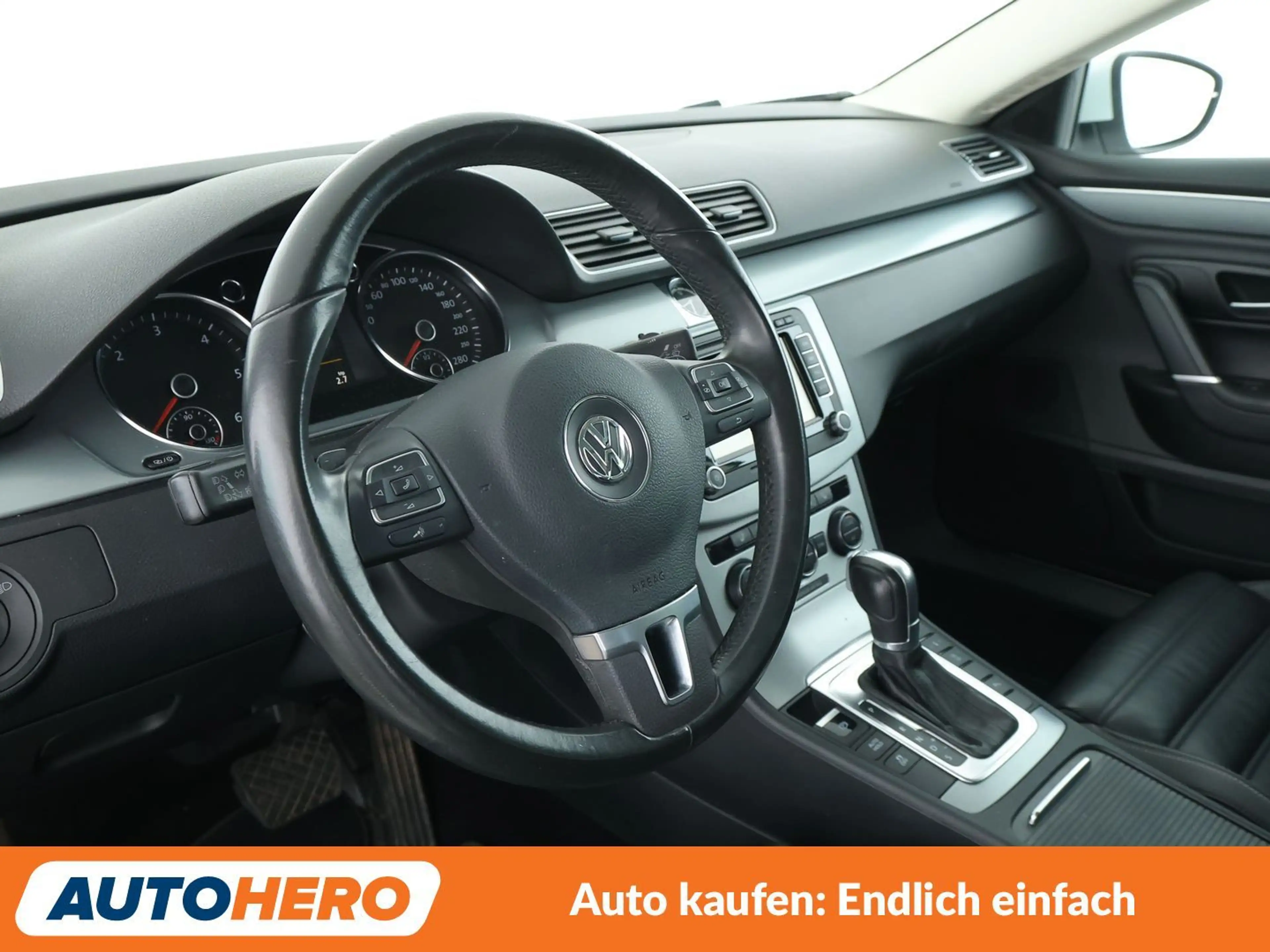 Volkswagen CC 2.0 TDI BlueMotion Tech Aut*NAVI*XENON*TEMPO*PDC* — photo 11