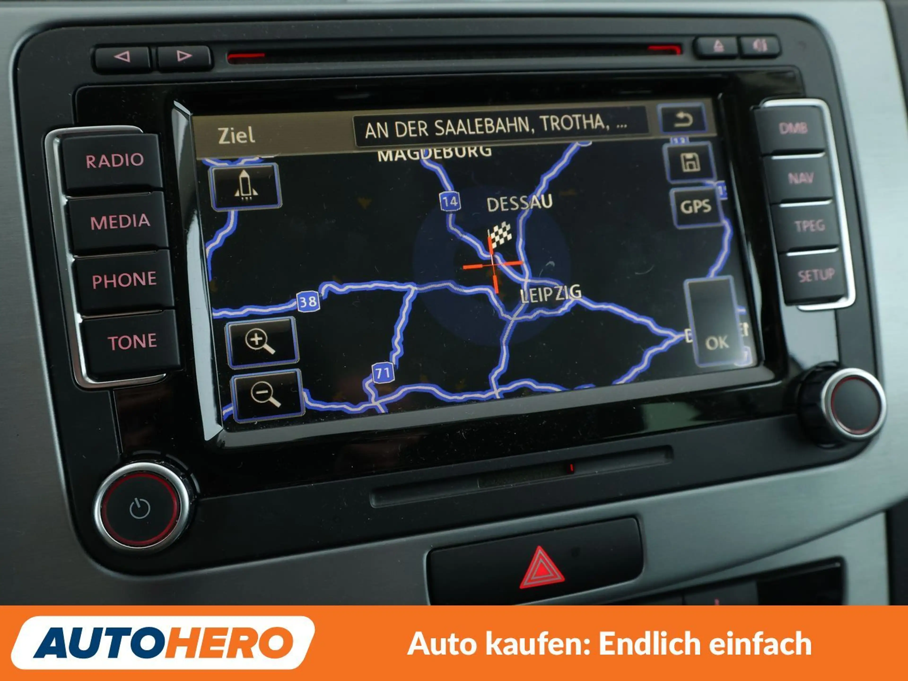 Volkswagen CC 2.0 TDI BlueMotion Tech Aut*NAVI*XENON*TEMPO*PDC* — photo 22
