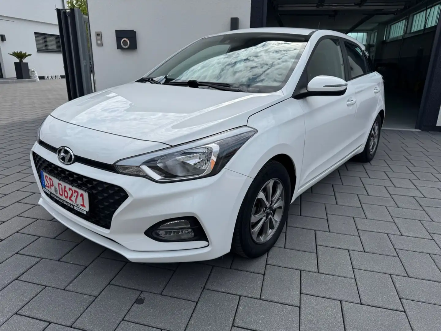 Hyundai i20 Trend"Navi Kamera"8 Fach Alufelgen Blanc - 2