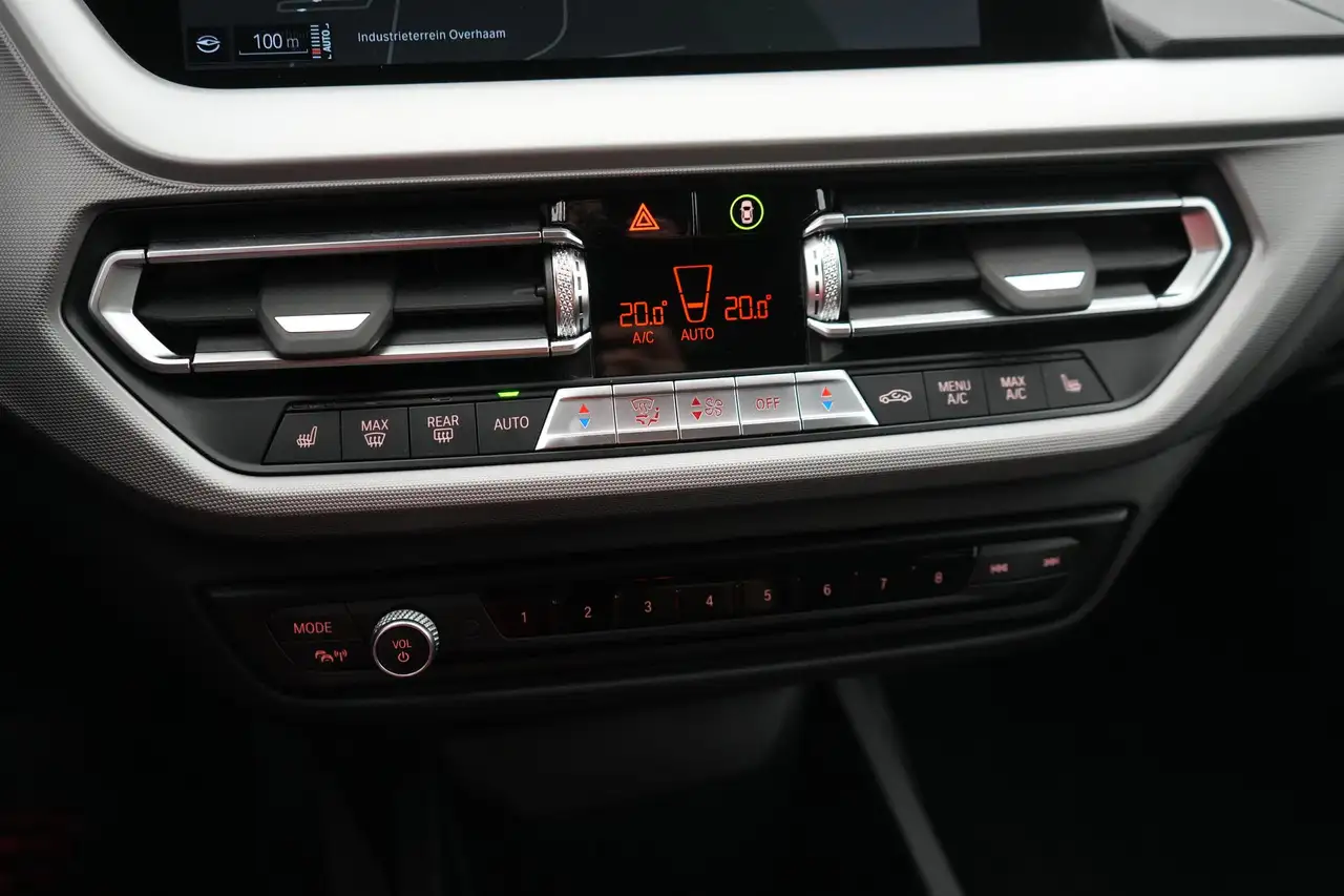 BMW 116 1 116iA Business+ LED GPS PDC Carplay BLIS Verw. Z, миниатюра 24