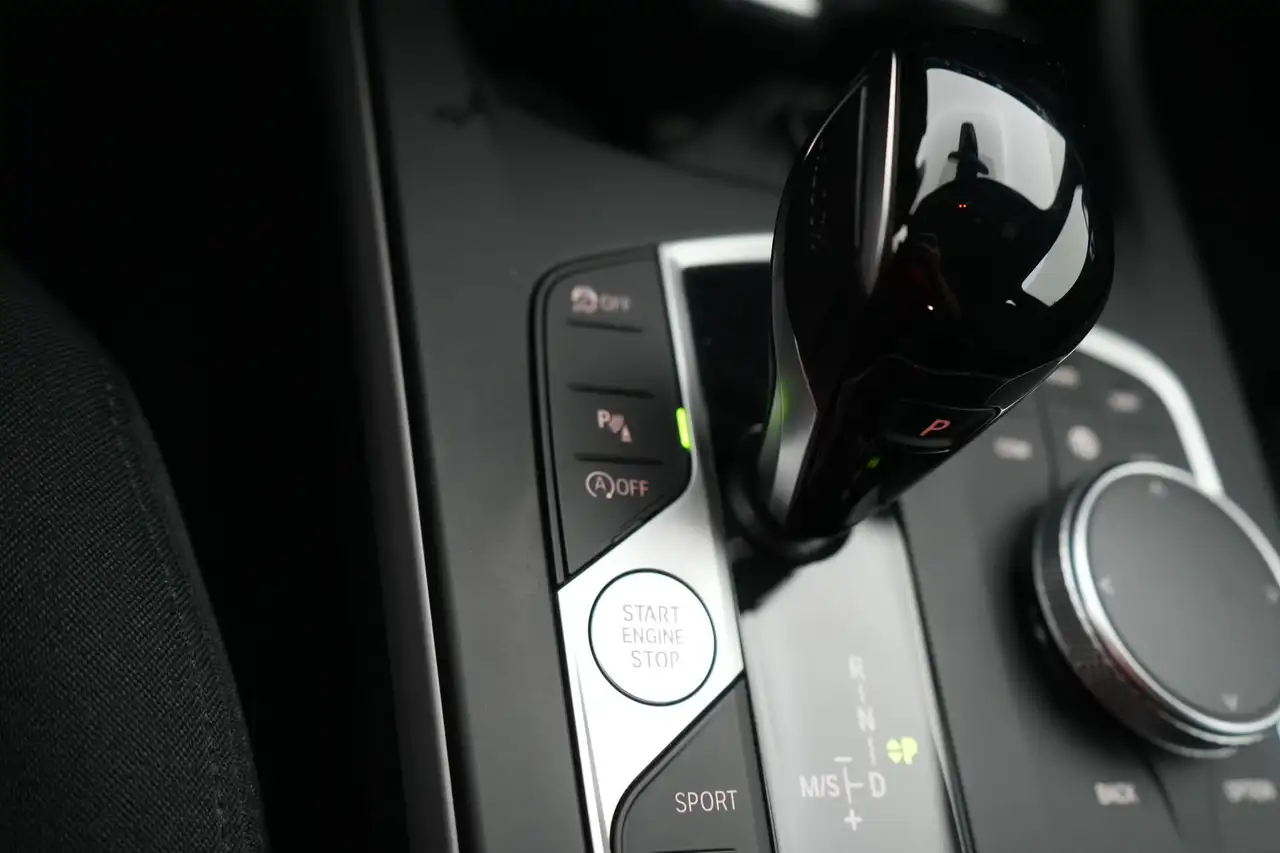 BMW 116 1 116iA Business+ LED GPS PDC Carplay BLIS Verw. Z, миниатюра 28