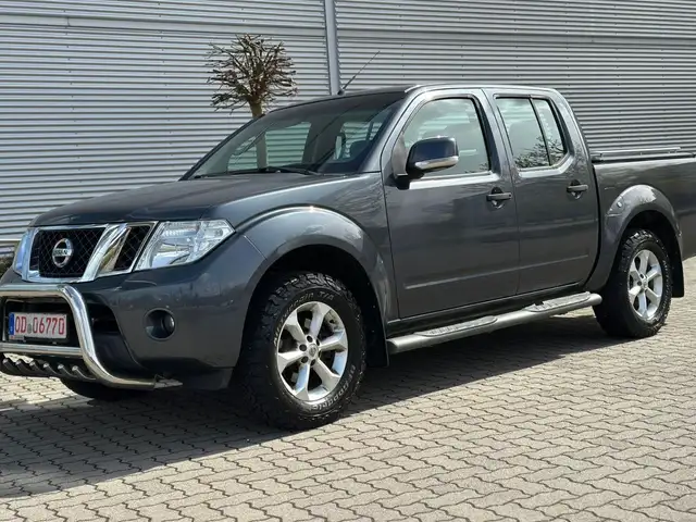 Nissan Navara Pickup Double Cab SE 4X4  AUTOMATIK