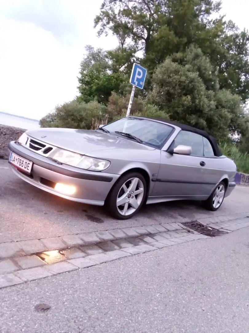 Saab 9-3 SE Cabrio 2,0 Turbo Ecopower Aut. Grau - 2