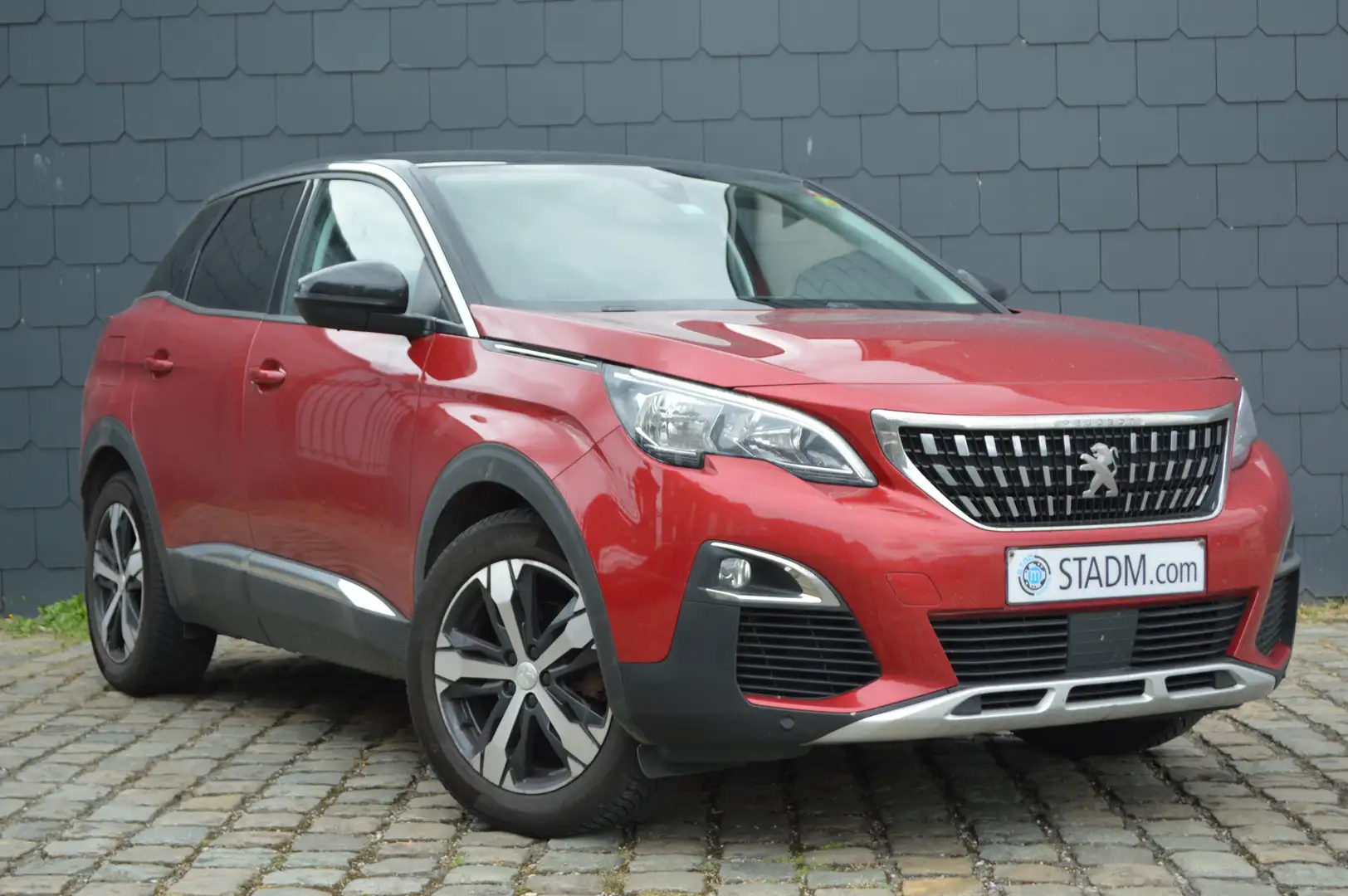 Peugeot 3008 1.5 BlueHDi Active 1HND CARPASS MAINTEANCE BOOK Rouge - 1