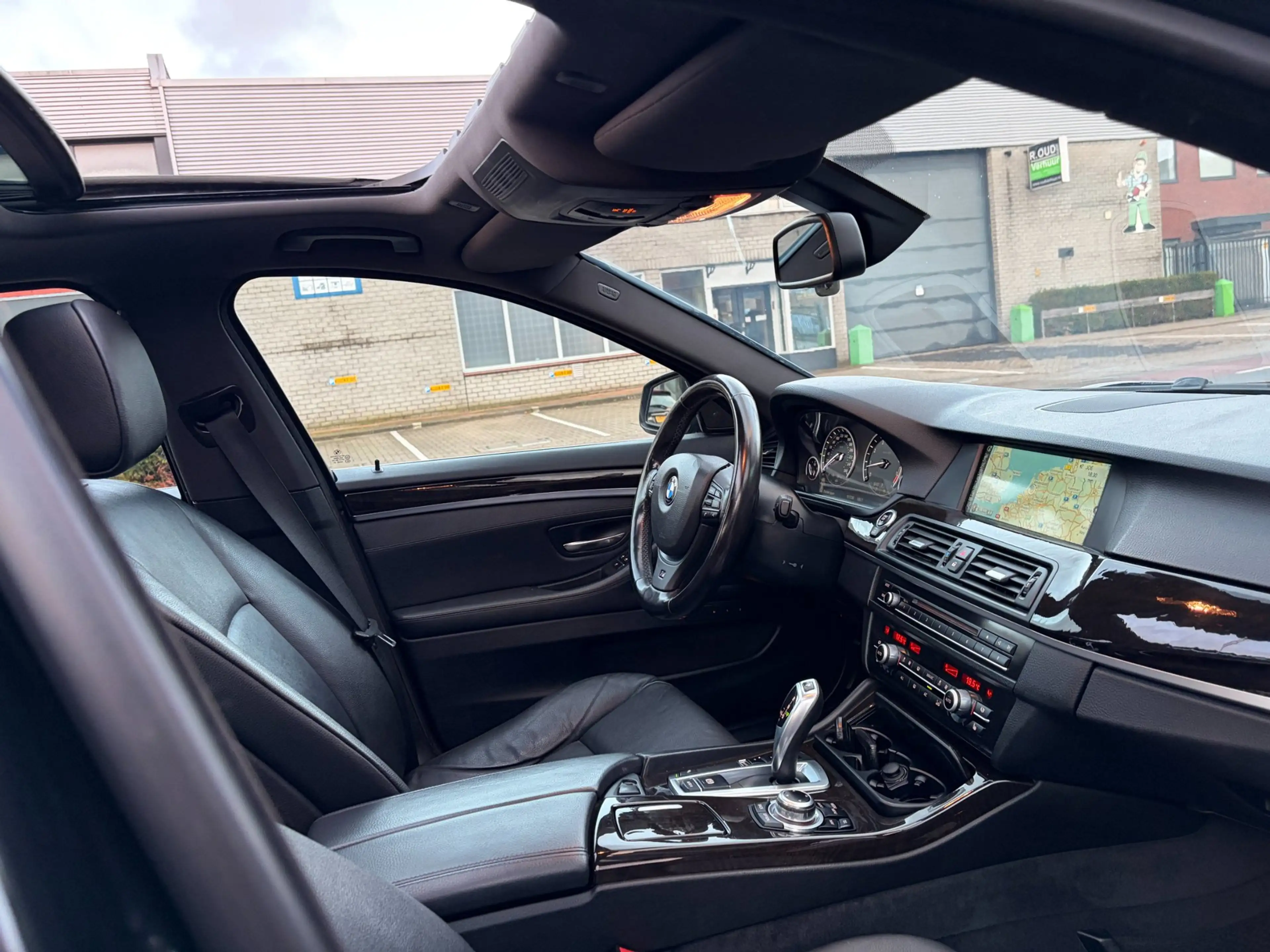 BMW 535 5-serie 535i High Executive / M-Pakket / Leder / S — photo 11