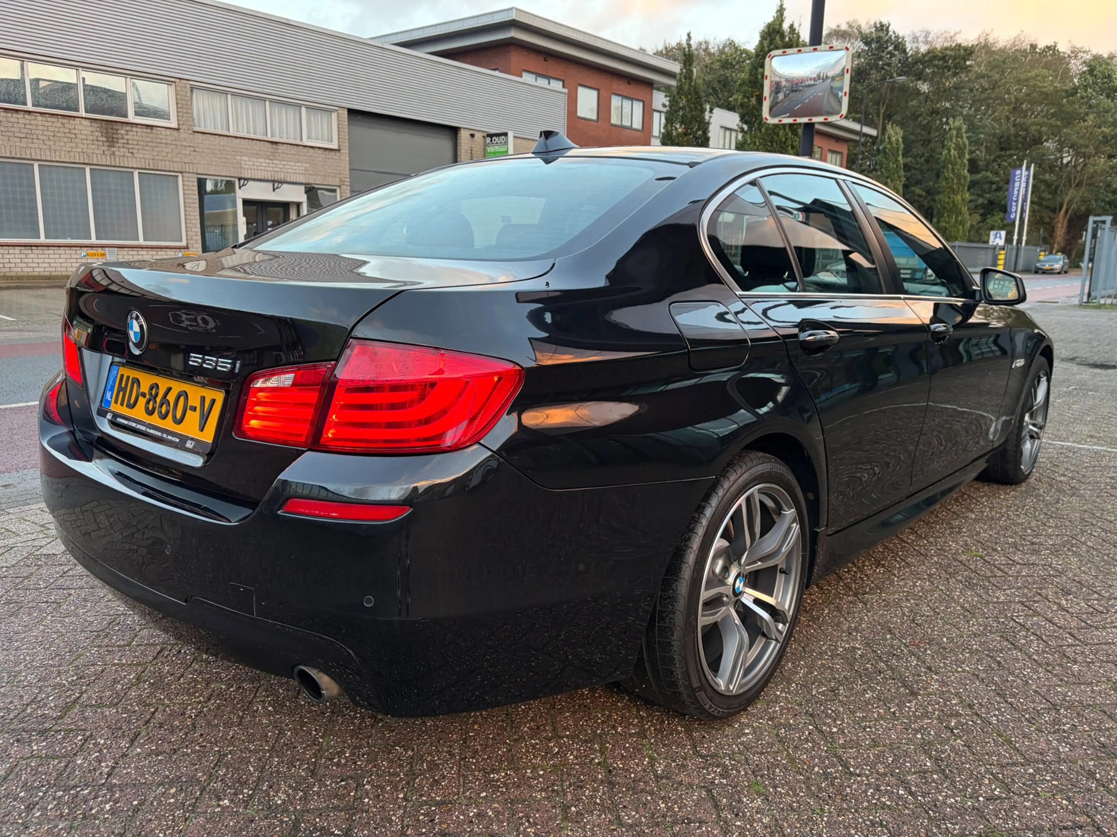 BMW 535 5-serie 535i High Executive / M-Pakket / Leder / S — photo 8