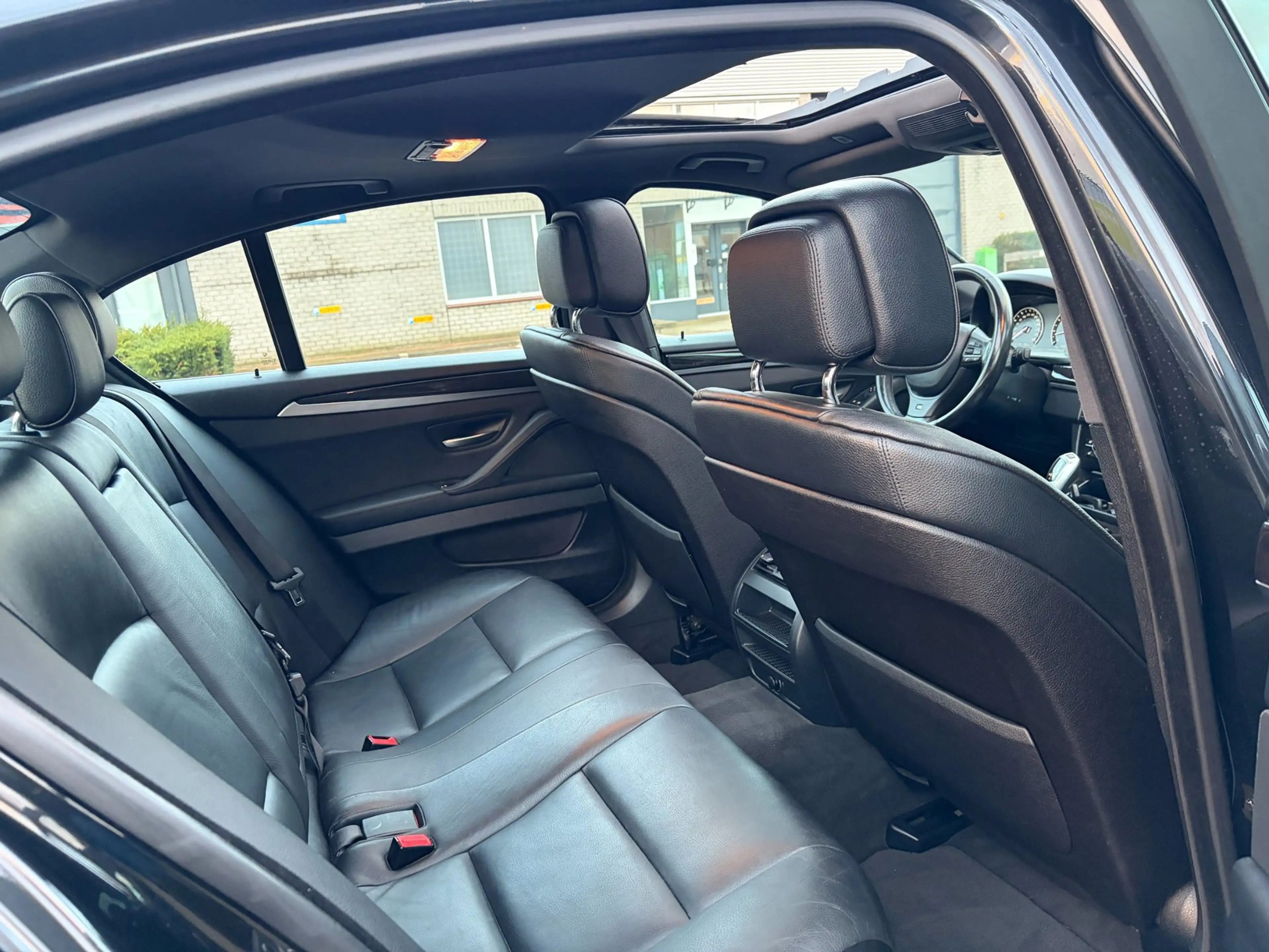 BMW 535 5-serie 535i High Executive / M-Pakket / Leder / S — photo 14
