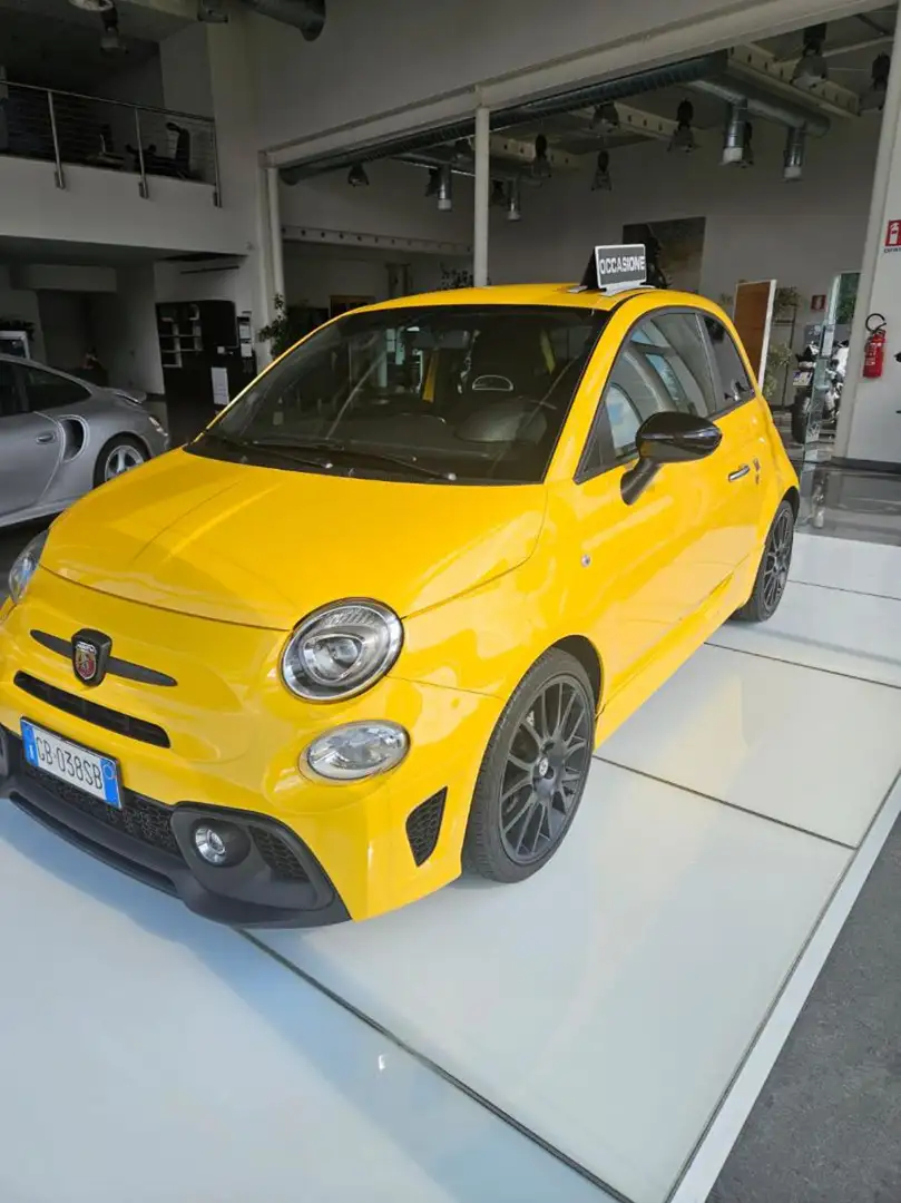 Abarth 595 1.4 Turbo T-Jet 165 CV Pista Giallo - 1