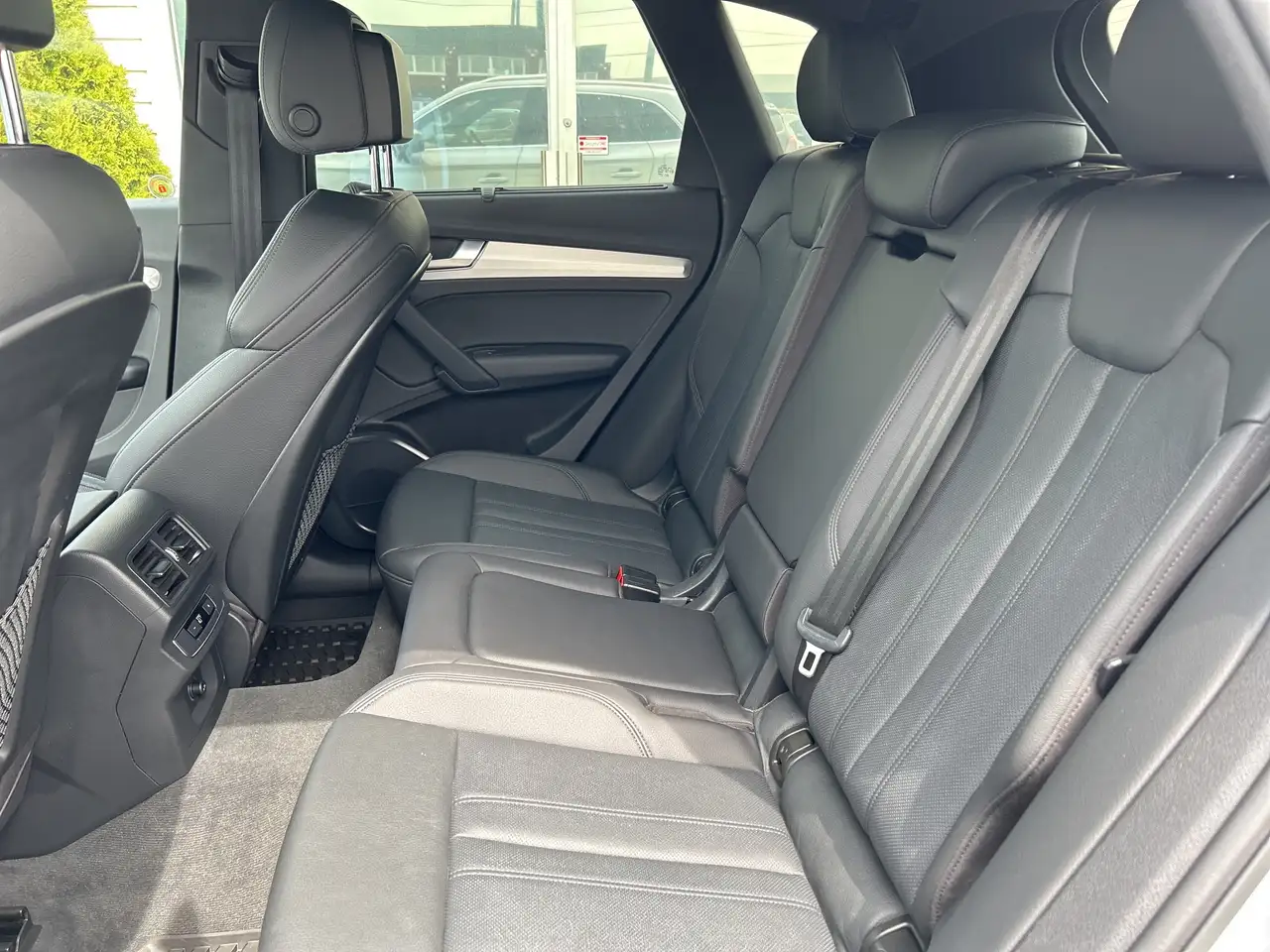Audi Q5 снимка Audi Q5