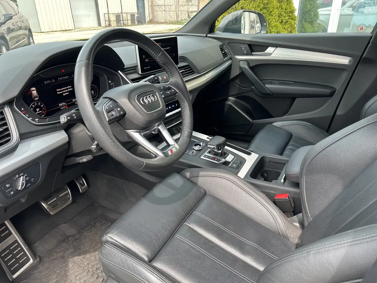 Audi Q5 снимка Audi Q5