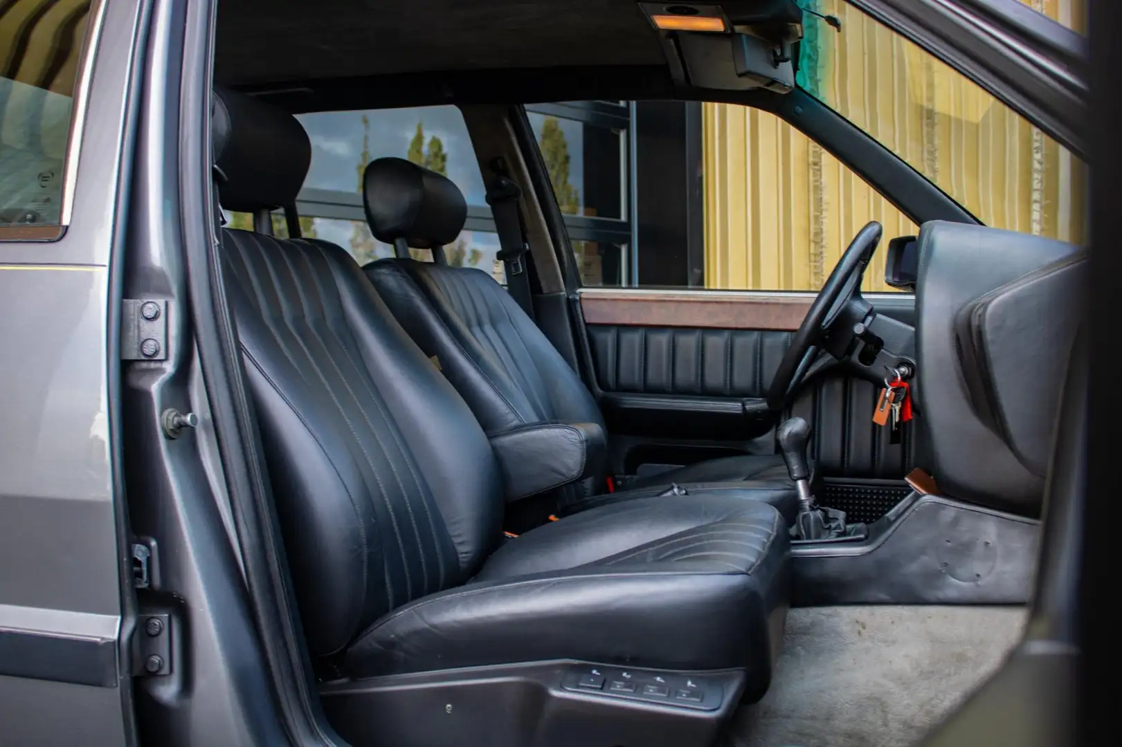 Lancia Thema 3.0 8.32 Ferrari Grijs - 2