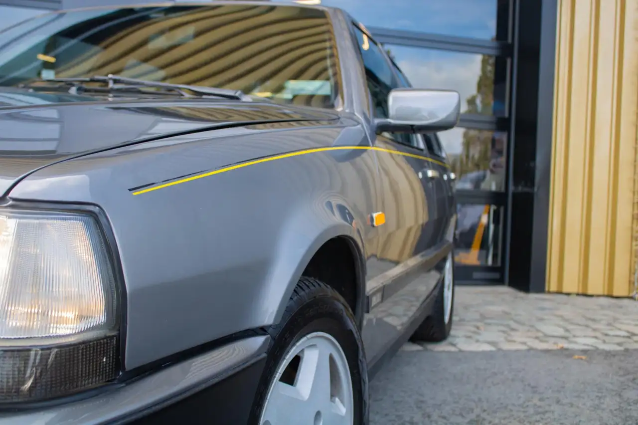 Lancia Thema 3.0 8.32 Ferrari, foto 8