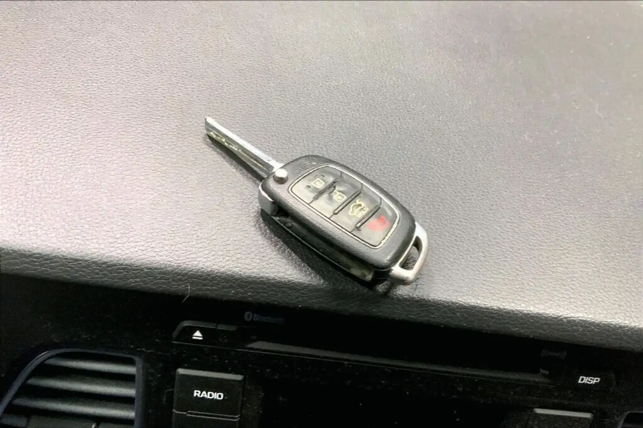 Hyundai SONATA снимка Hyundai SONATA