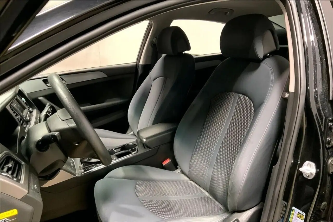 Hyundai SONATA снимка Hyundai SONATA