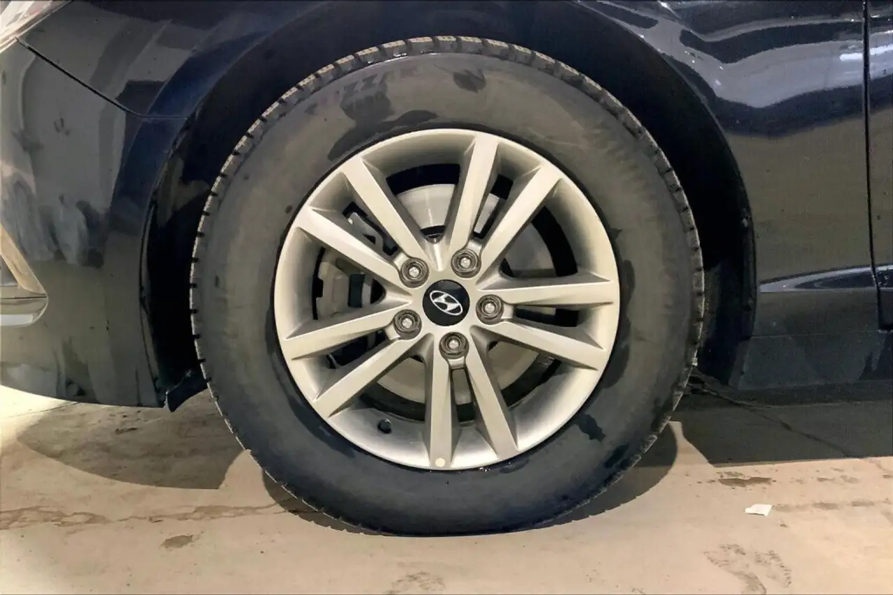Hyundai SONATA снимка Hyundai SONATA