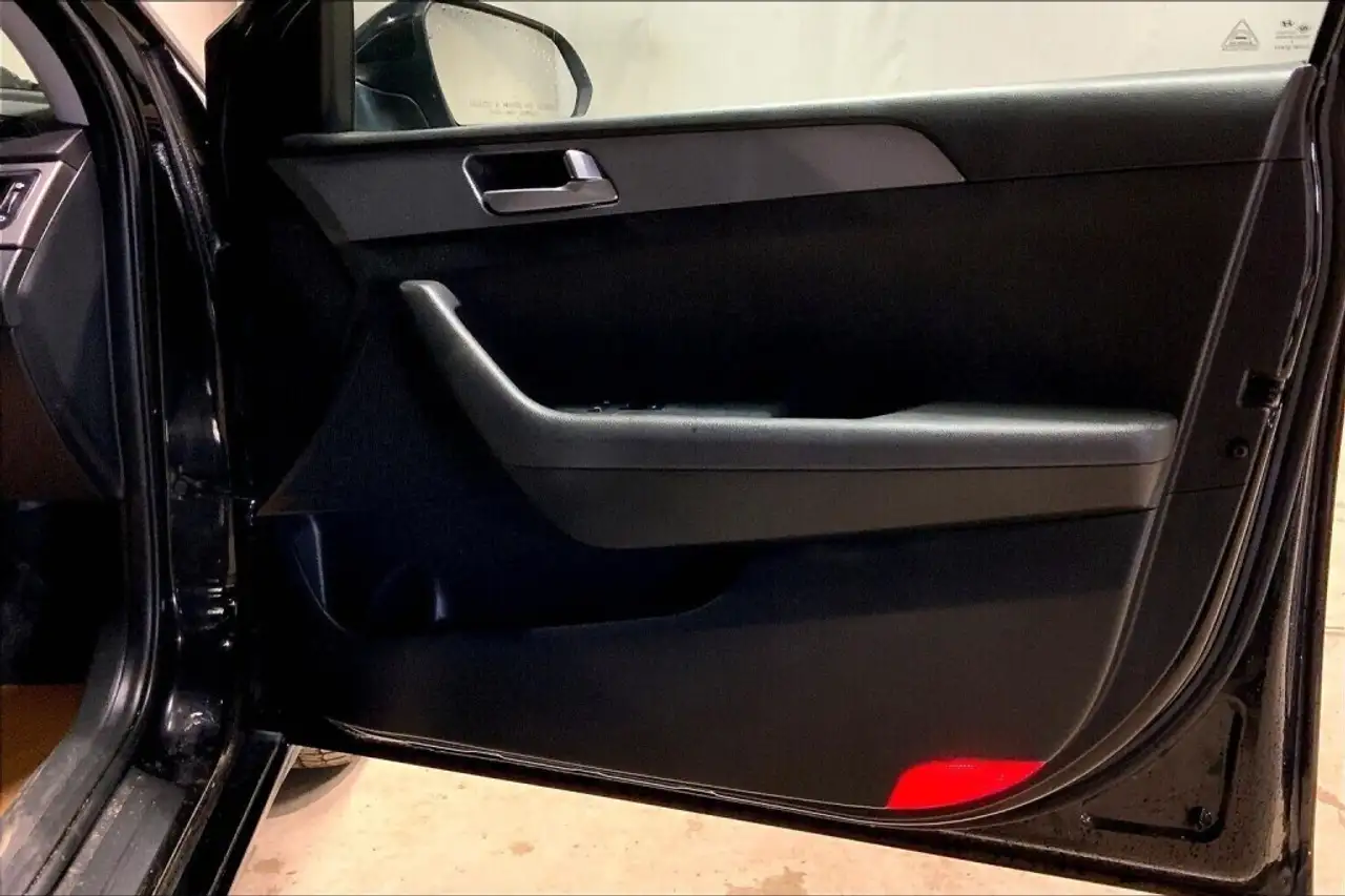 Hyundai SONATA снимка Hyundai SONATA