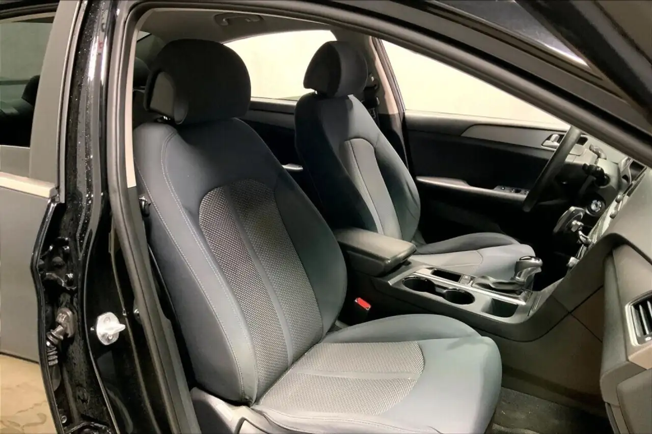 Hyundai SONATA снимка Hyundai SONATA