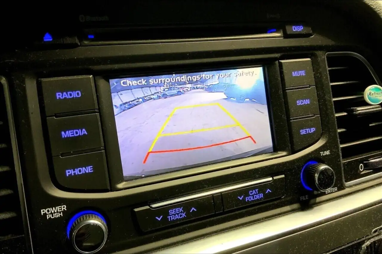 Hyundai SONATA снимка Hyundai SONATA