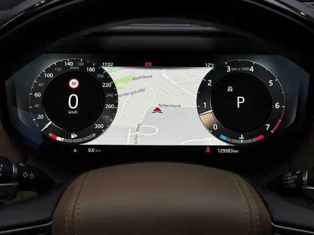 Land Rover Range Rover view 14