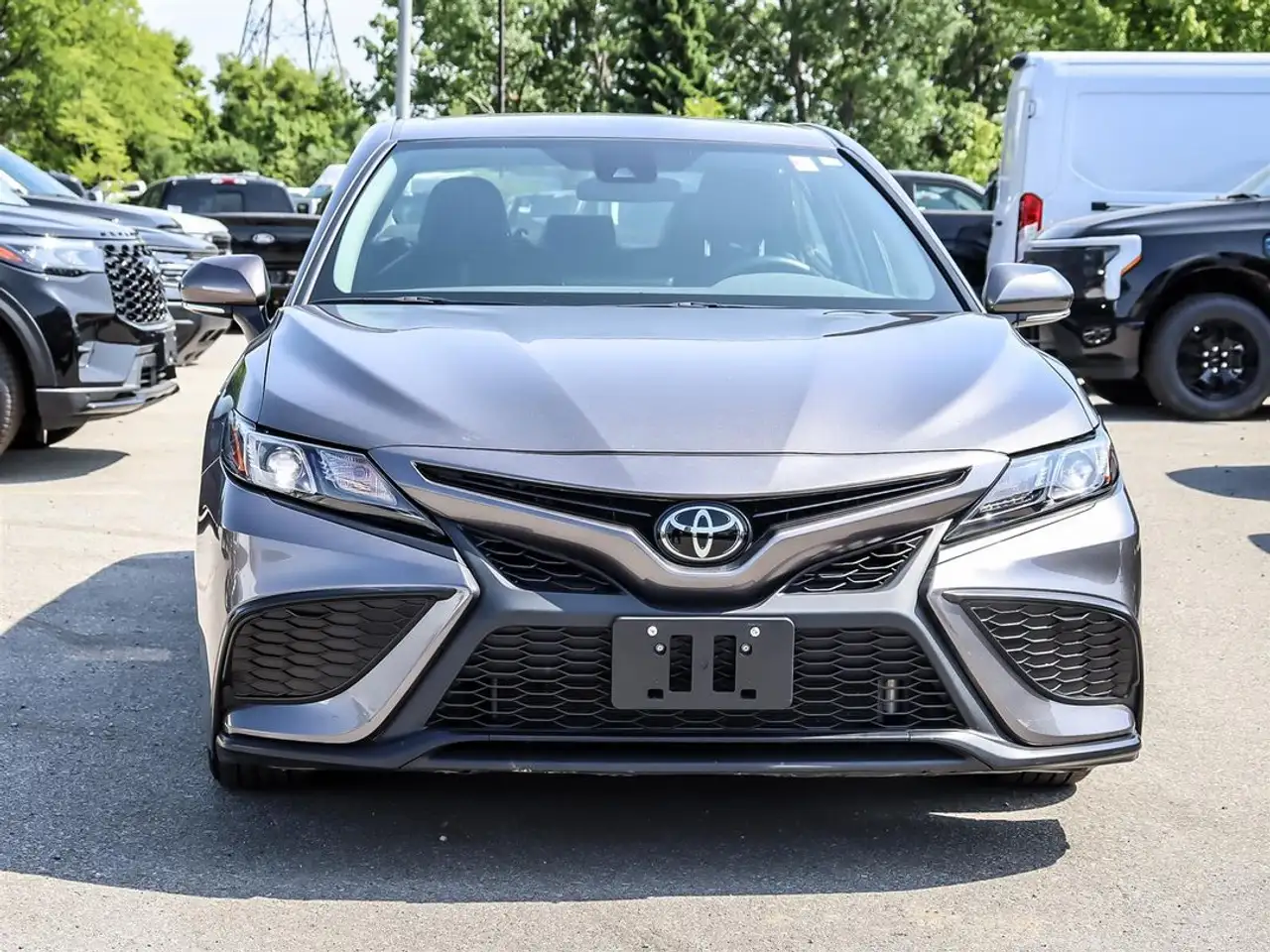 Toyota Camry снимка Toyota Camry