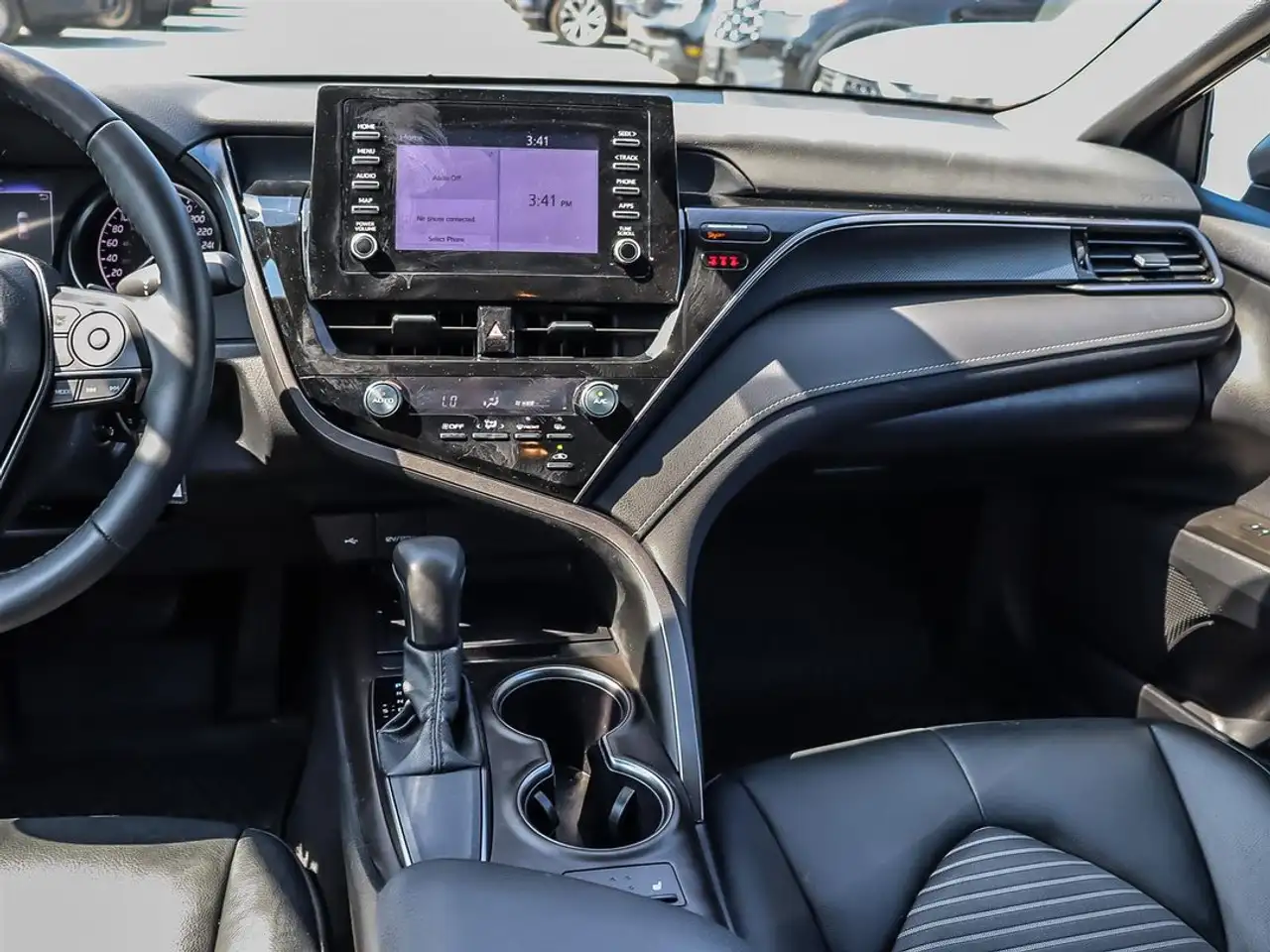 Toyota Camry снимка Toyota Camry