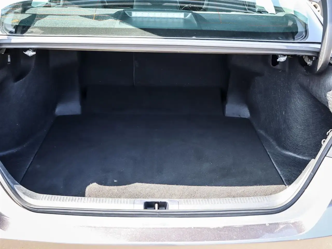 Toyota Camry снимка Toyota Camry