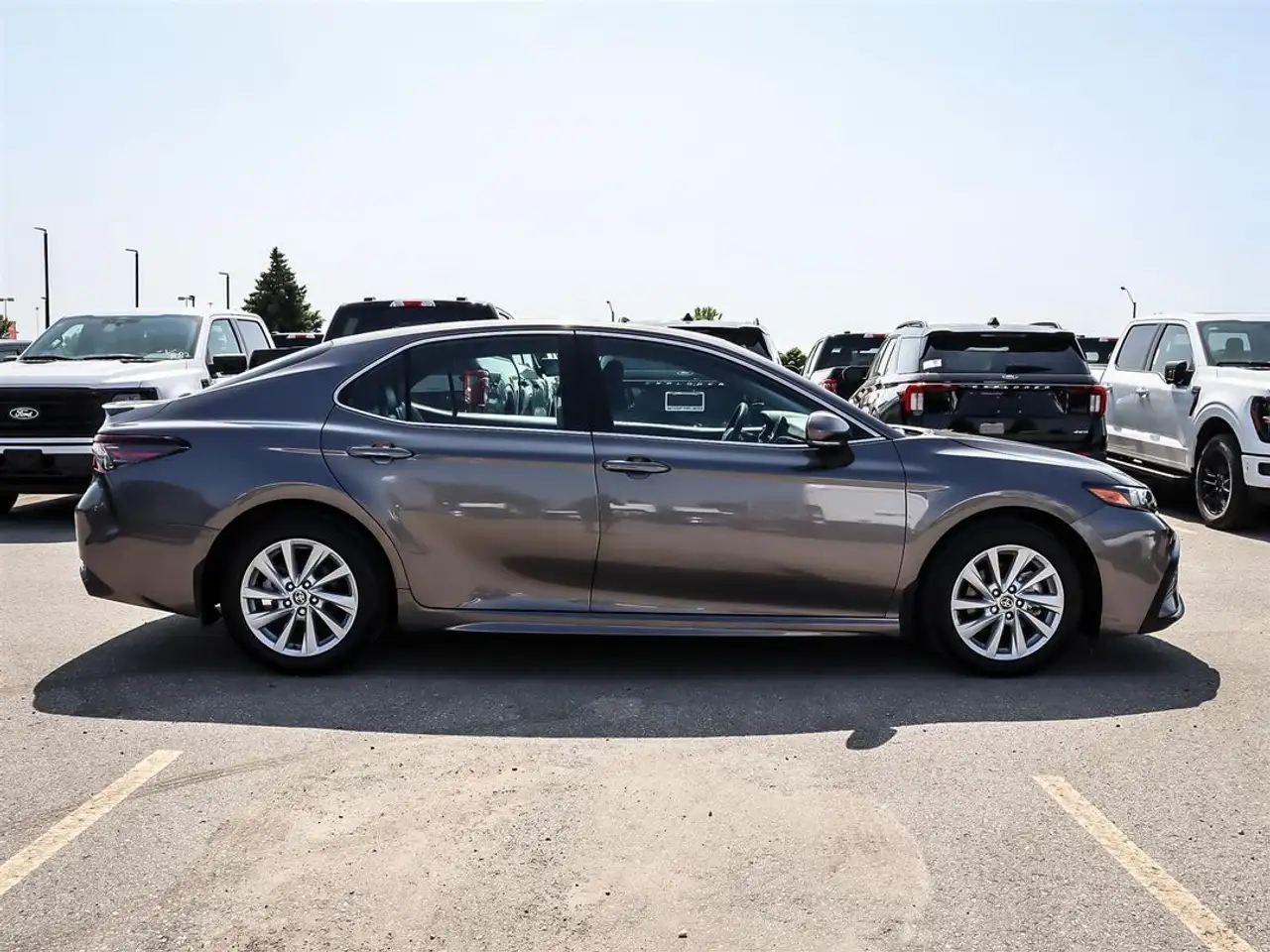 Toyota Camry снимка Toyota Camry