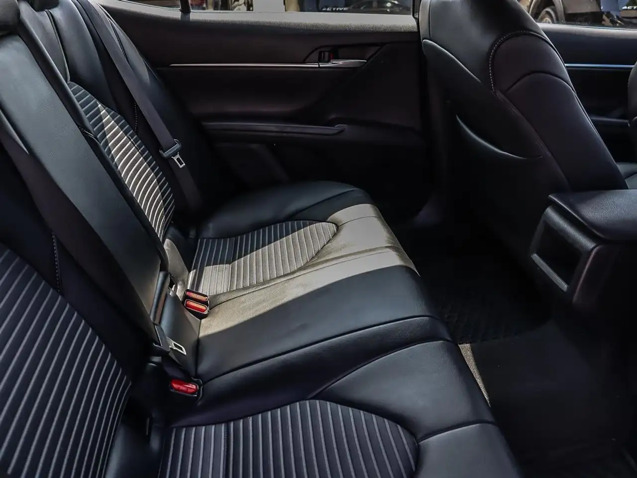Toyota Camry снимка Toyota Camry