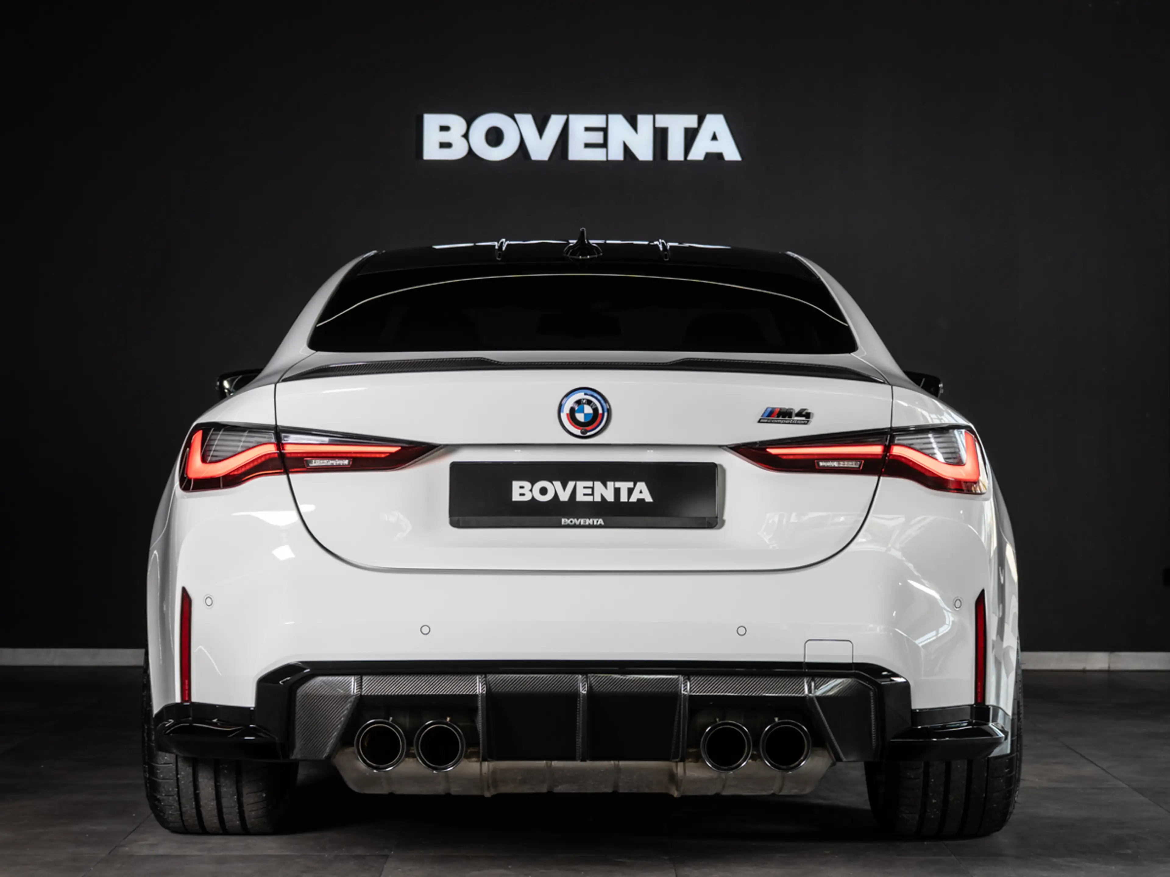 BMW M4 Competition Coupe *LASER*CARBON*HUD* — photo 10
