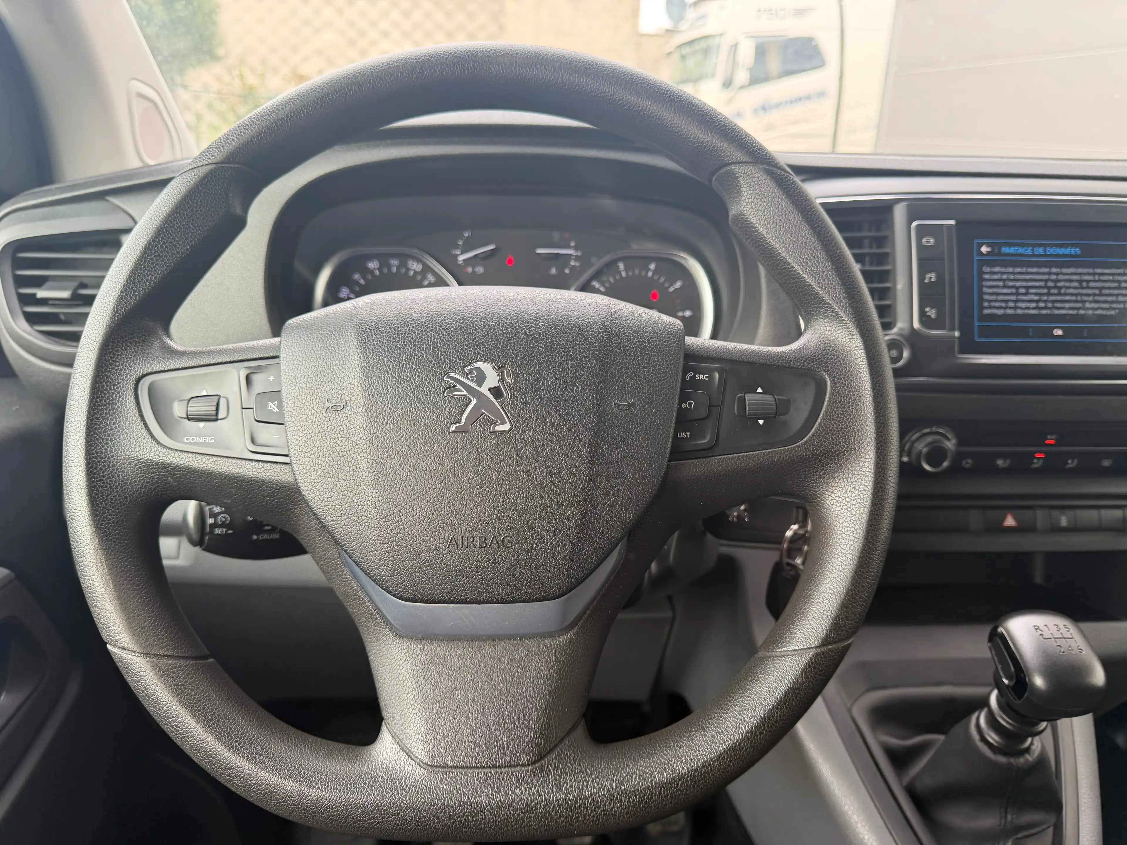 Peugeot Expert 2.0 BlueHDi 6pl *** DOUBLE CABINE *** — photo 5
