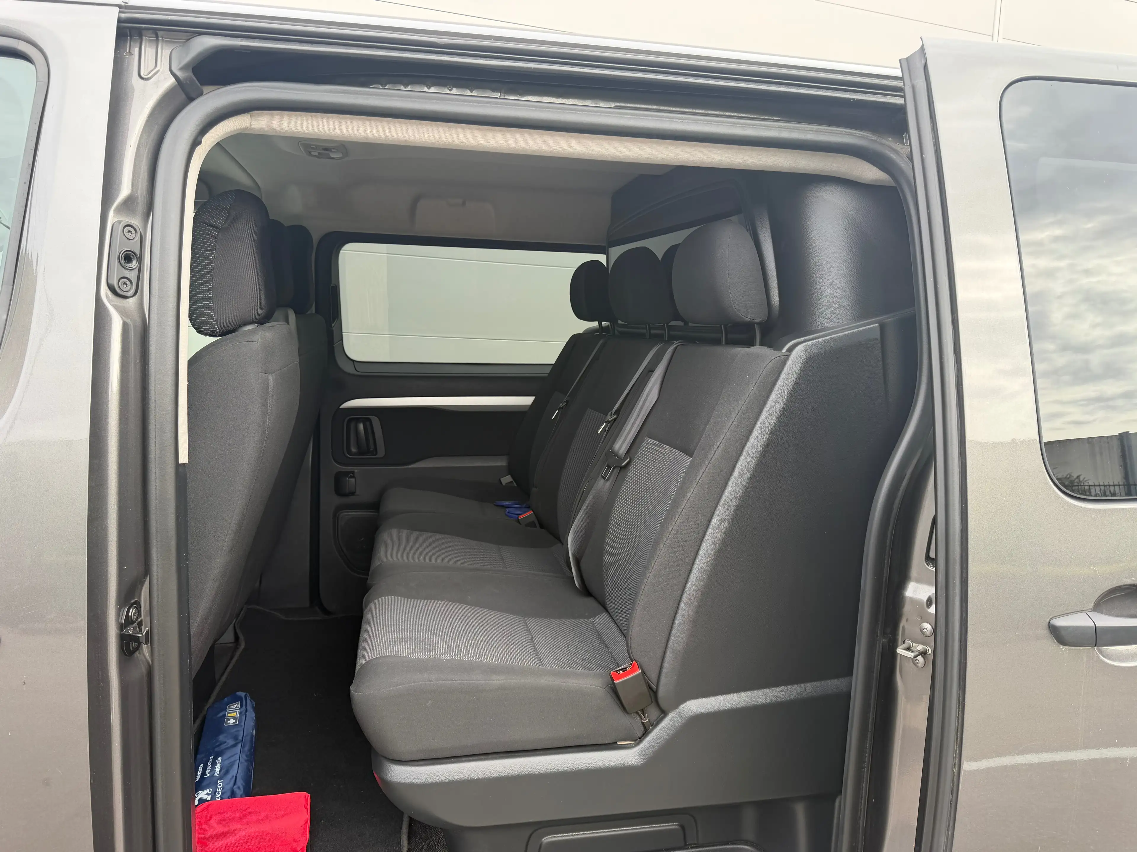 Peugeot Expert 2.0 BlueHDi 6pl *** DOUBLE CABINE *** — photo 8