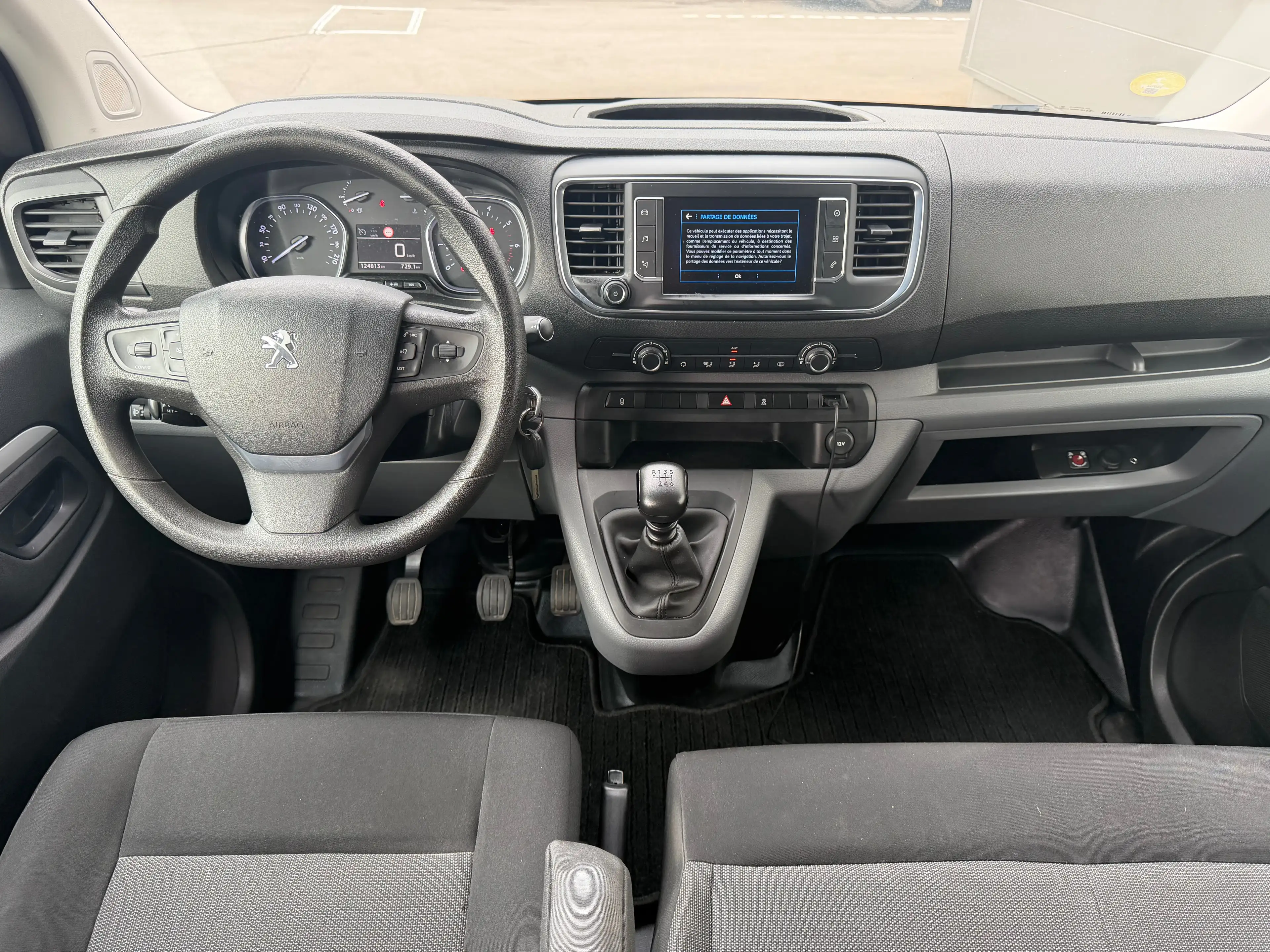 Peugeot Expert 2.0 BlueHDi 6pl *** DOUBLE CABINE *** — photo 4