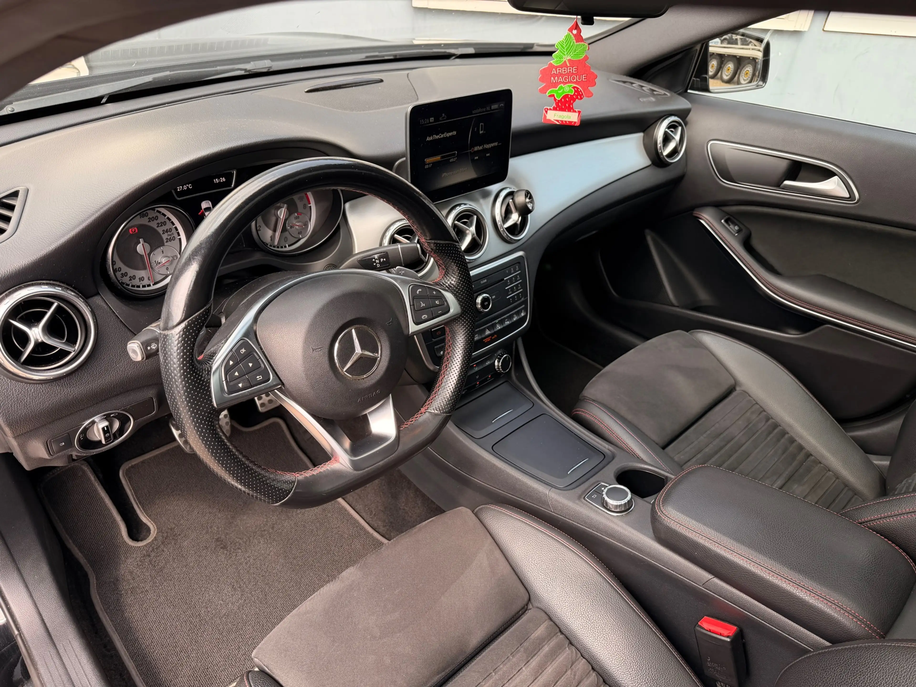 Mercedes-Benz GLA 250 4Matic Ambition|Pano|Camera|Nap| — photo 8