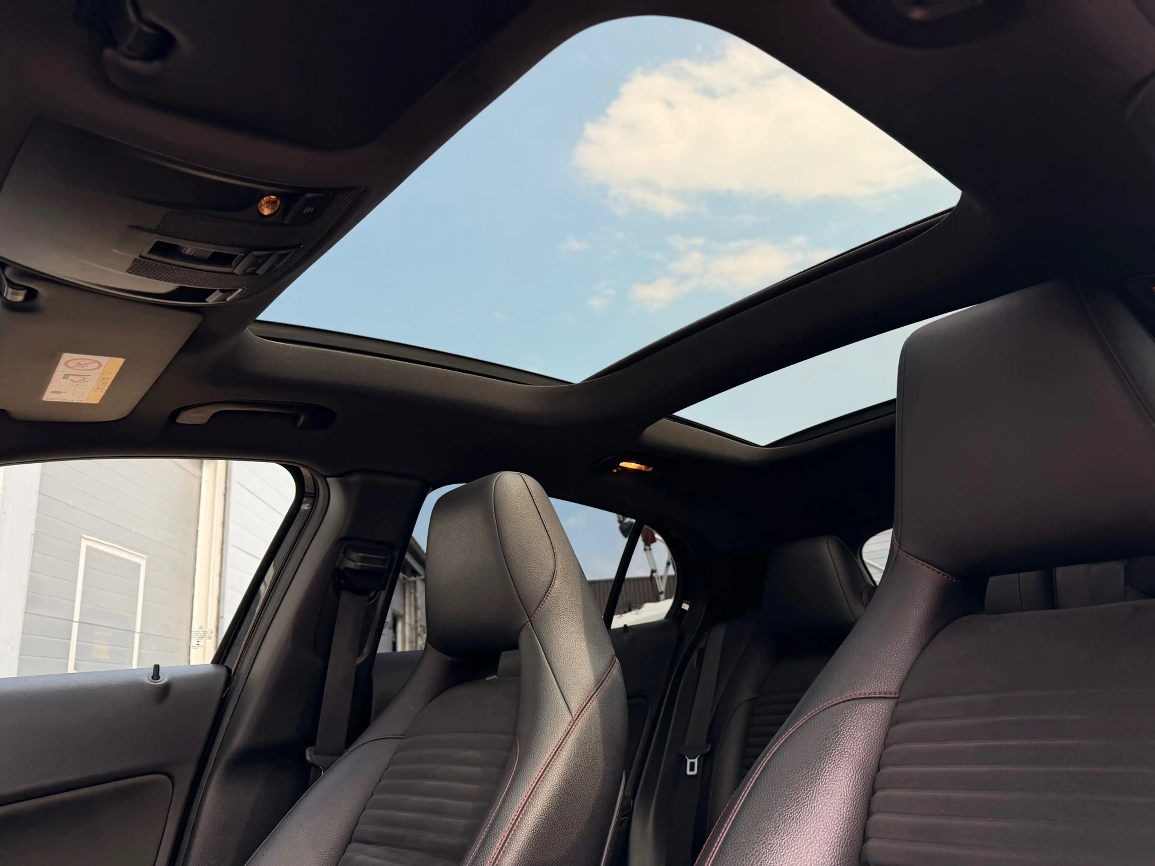 Mercedes-Benz GLA 250 4Matic Ambition|Pano|Camera|Nap| — photo 10