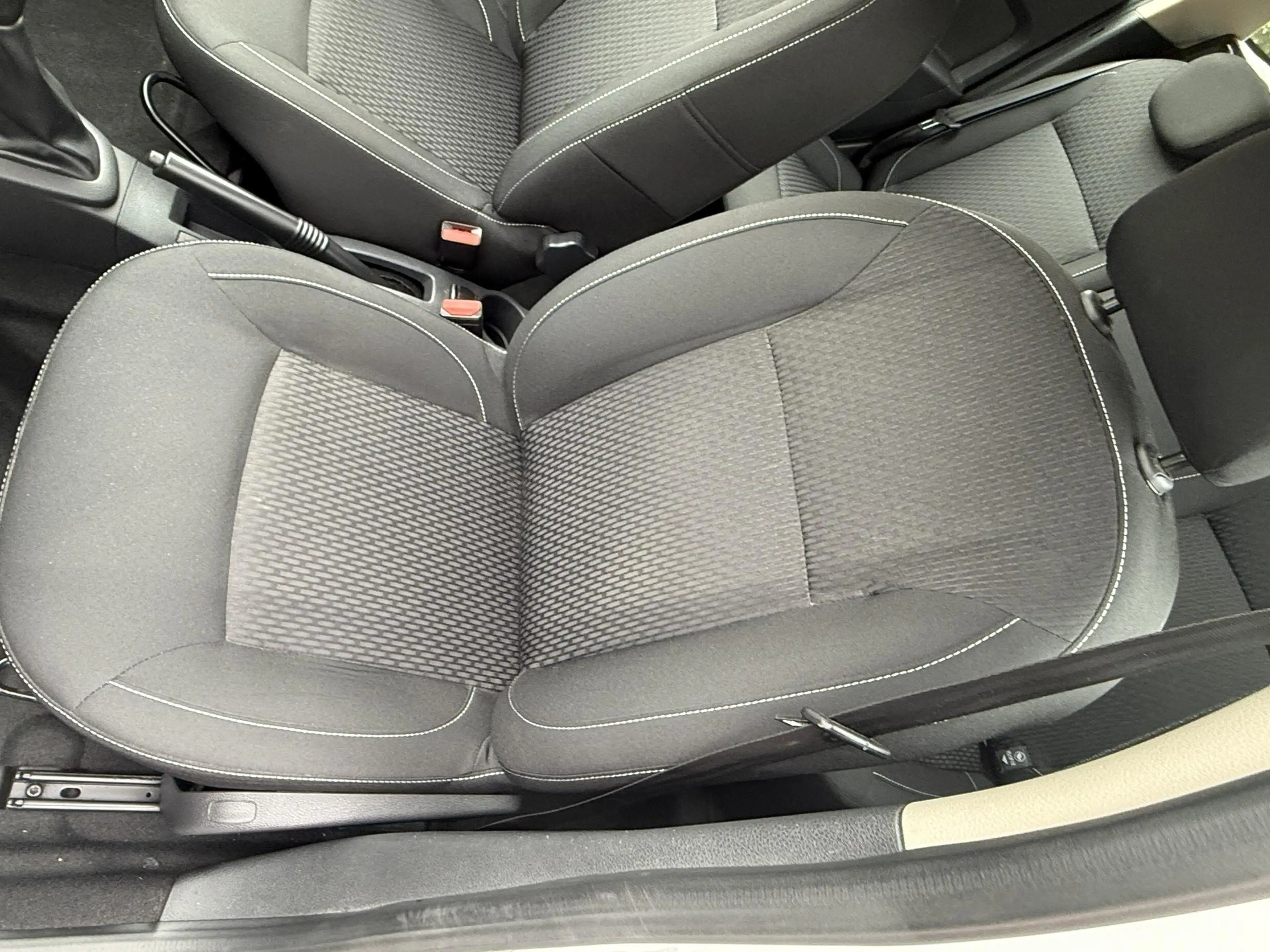 Dacia Logan MCV II 0.9 TCe LPG 90 "Comfort" Klima-PDC-MFA-R... — photo 15