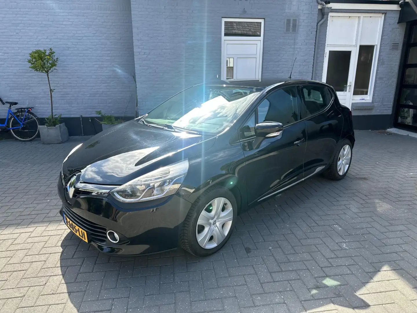 Renault Clio 1.2 16V | NAVI | AIRCO | CRUISE | APK | Noir - 1